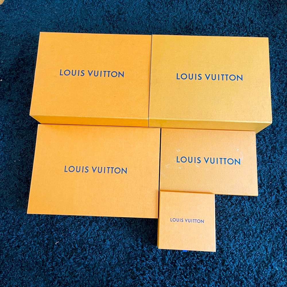 Lot of Louis Vuitton boxes